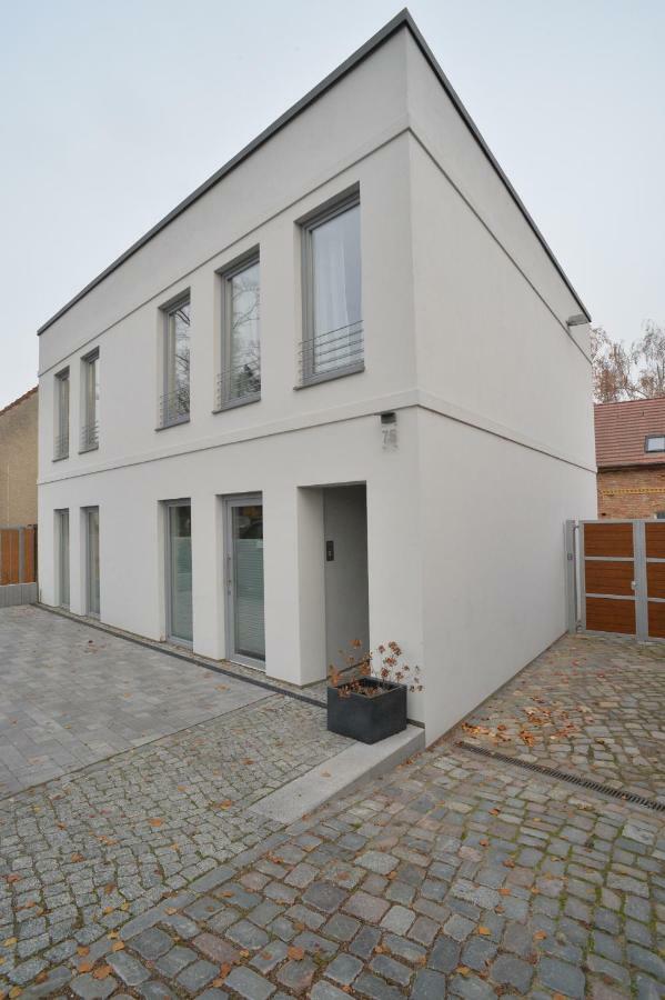 Grey House Großbeeren